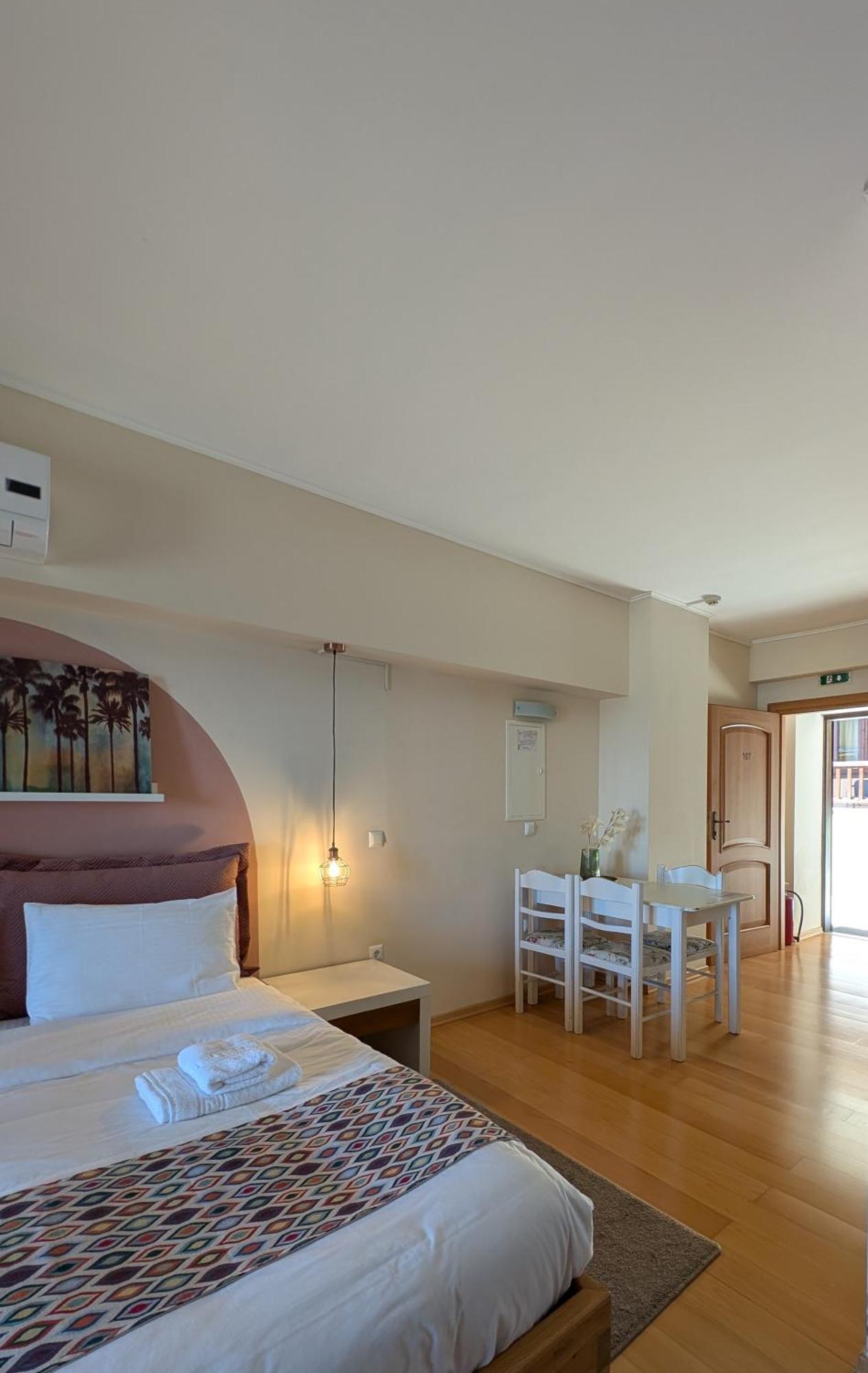 Hotel Althea 3*