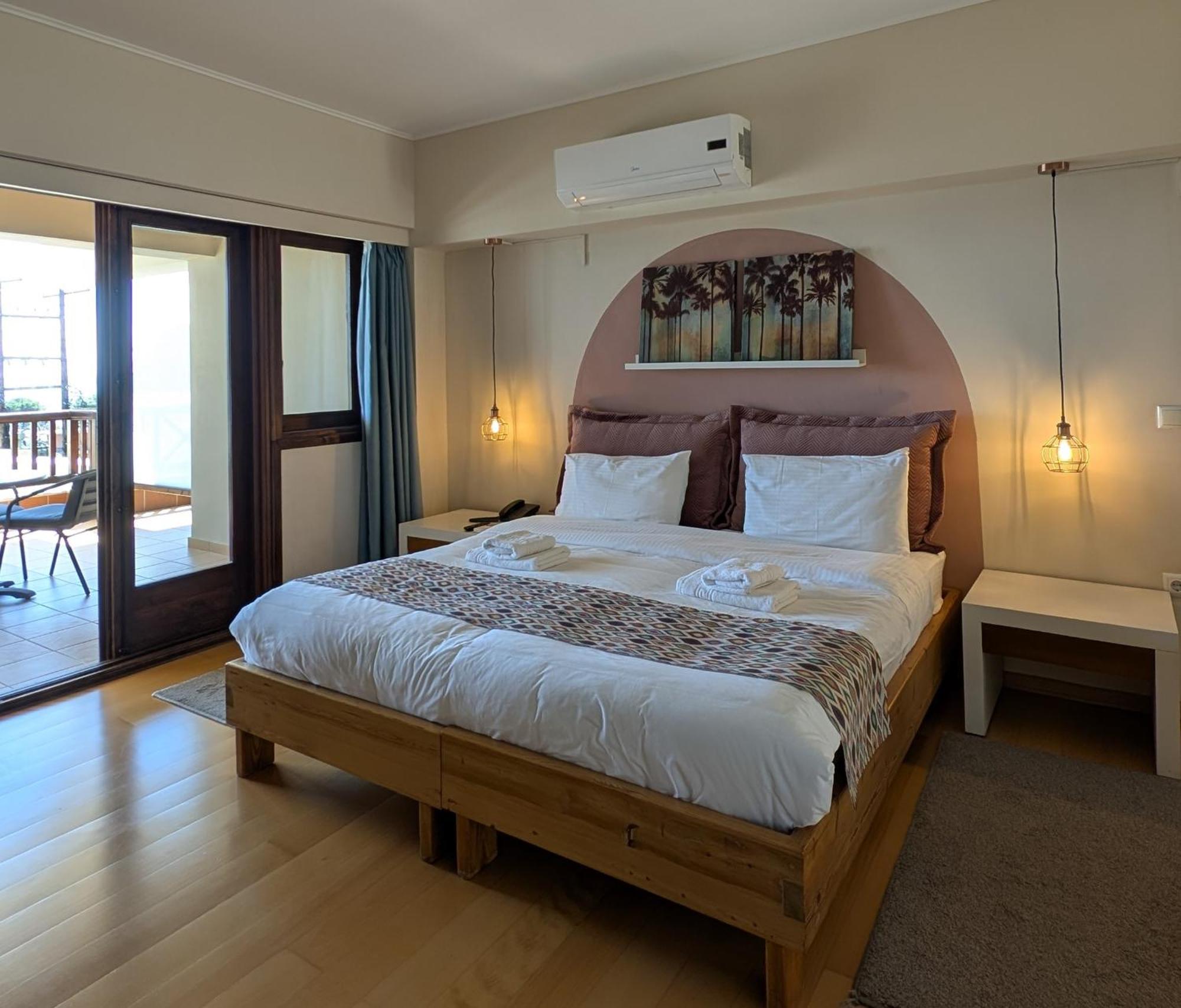 Hotel Althea 3*